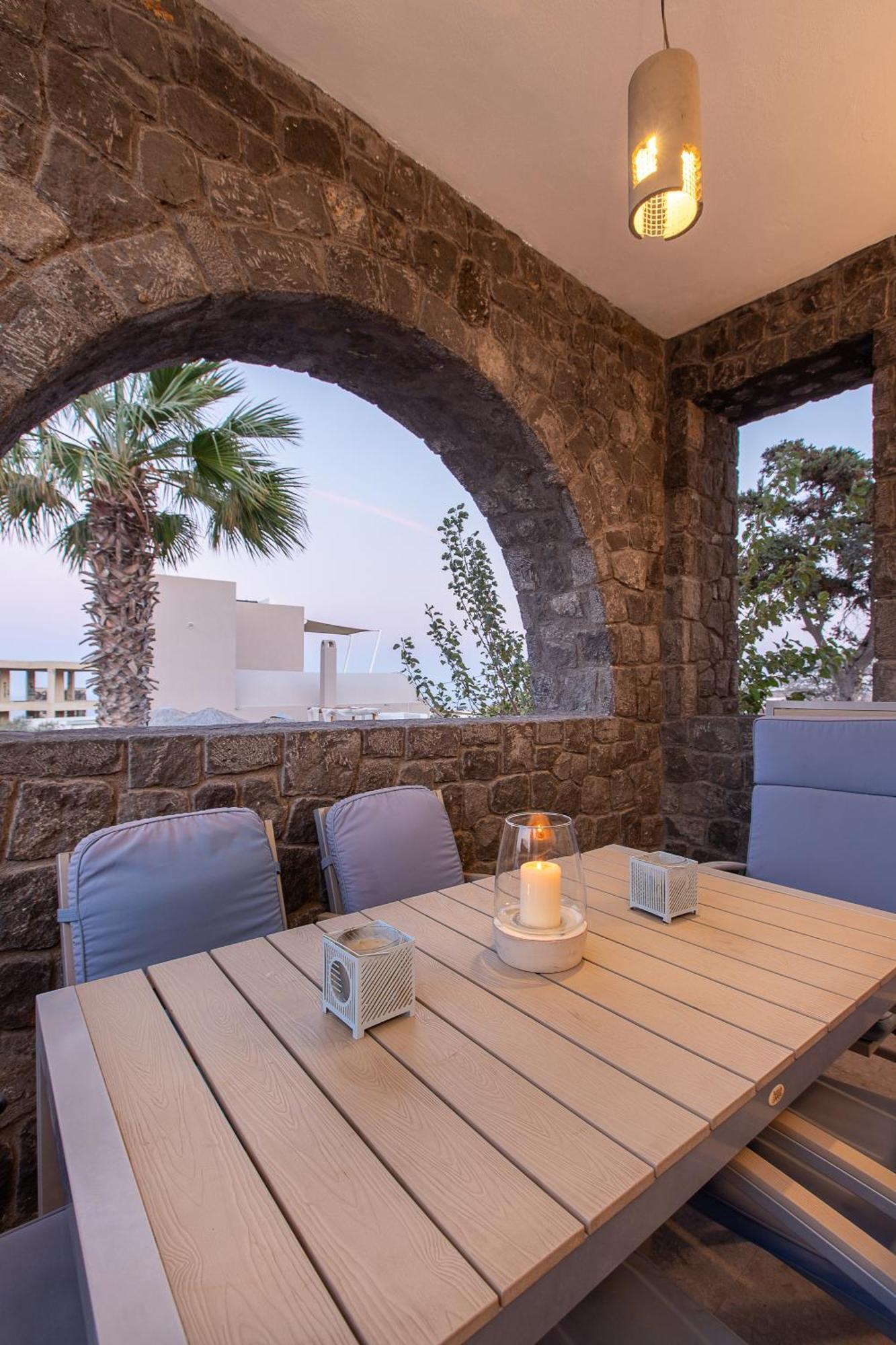 Santorini Garden Homes 梅萨雷亚 外观 照片