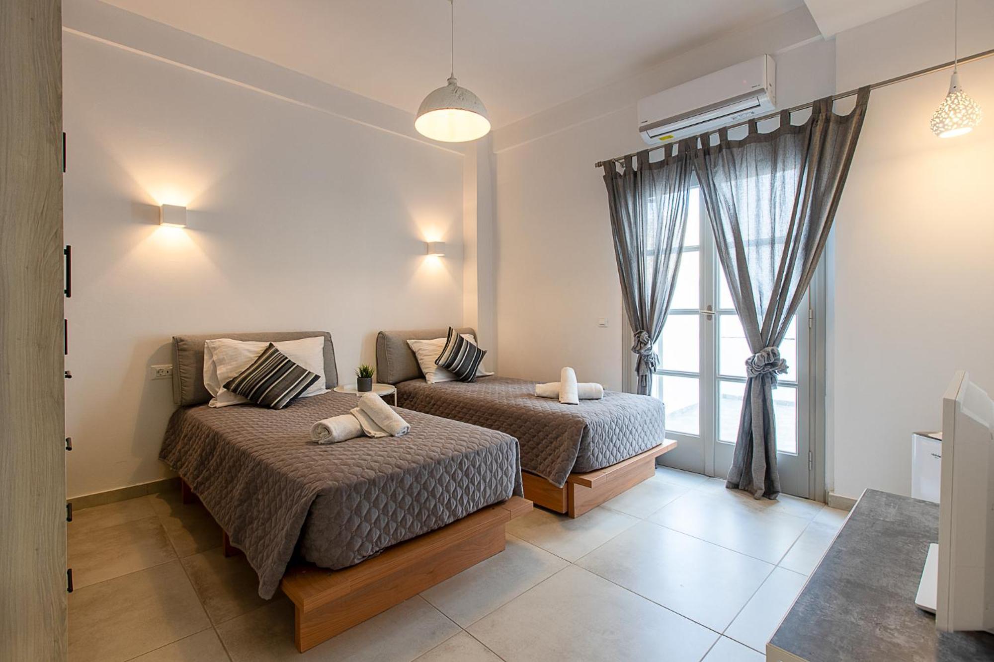 Santorini Garden Homes 梅萨雷亚 外观 照片